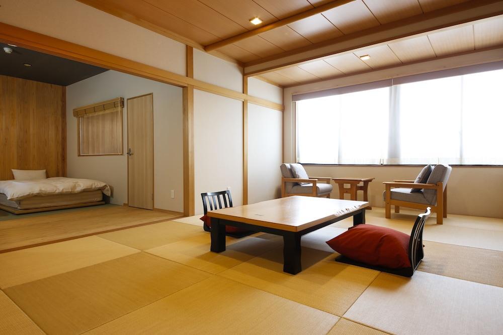 Hokuriku Yamashiro Onsen Hotel Kikyou Kaga  Extérieur photo